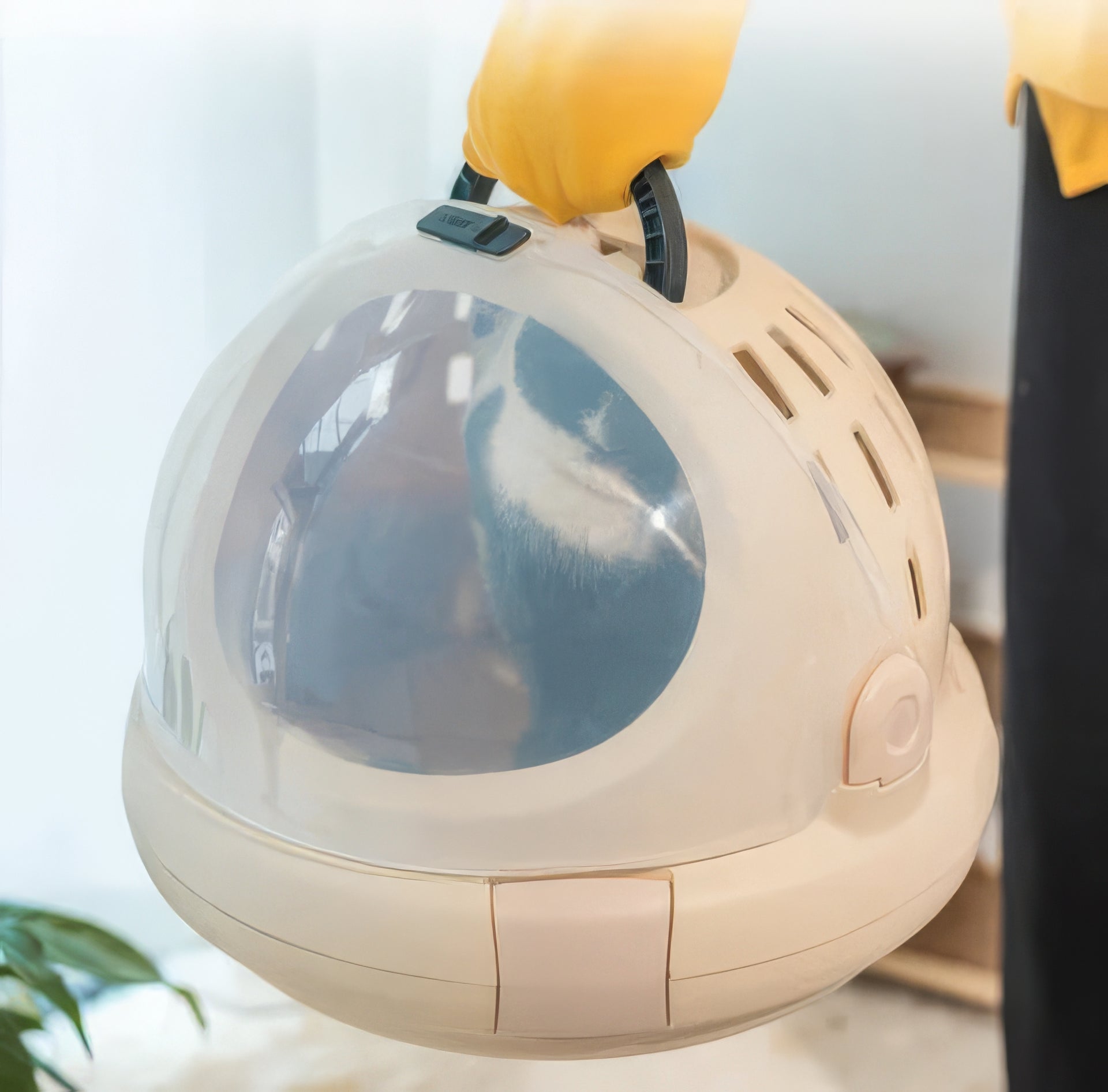 Capsule Cat Bed - PAWS